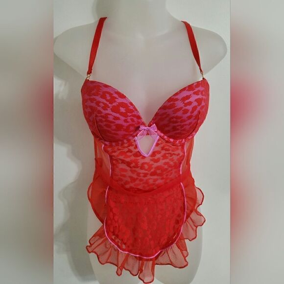 Victoria’s Secret Lace Mesh Apron Babydoll - Picture 5 of 6